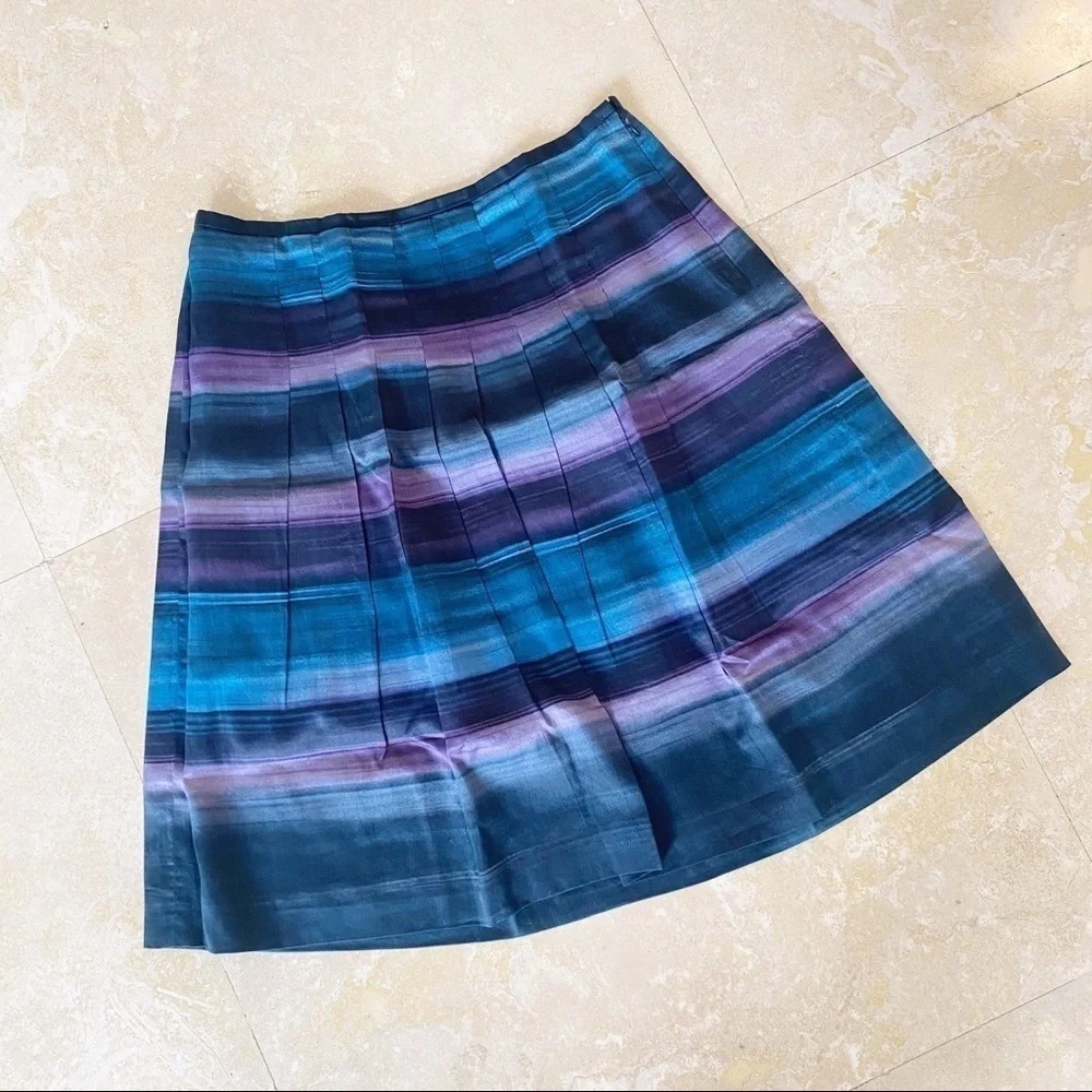 Ann Taylor Loft Pleated Work Skirt Size 4P Petite